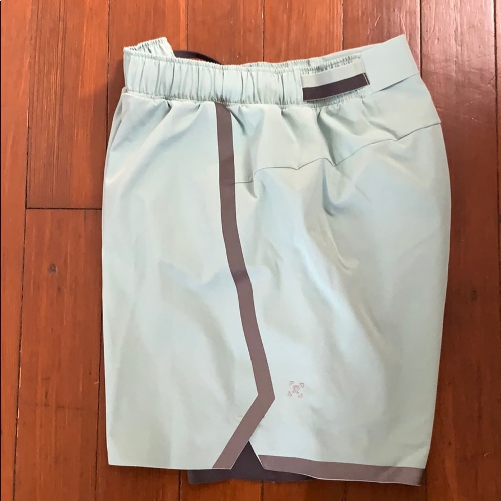 Surge 6” short with liner